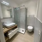 Leroccheroom