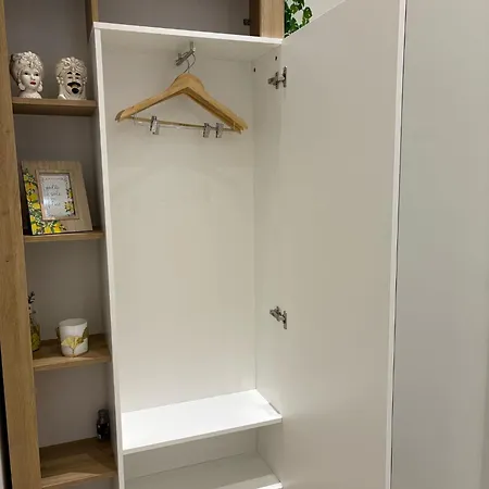 Leroccheroom Apartment *